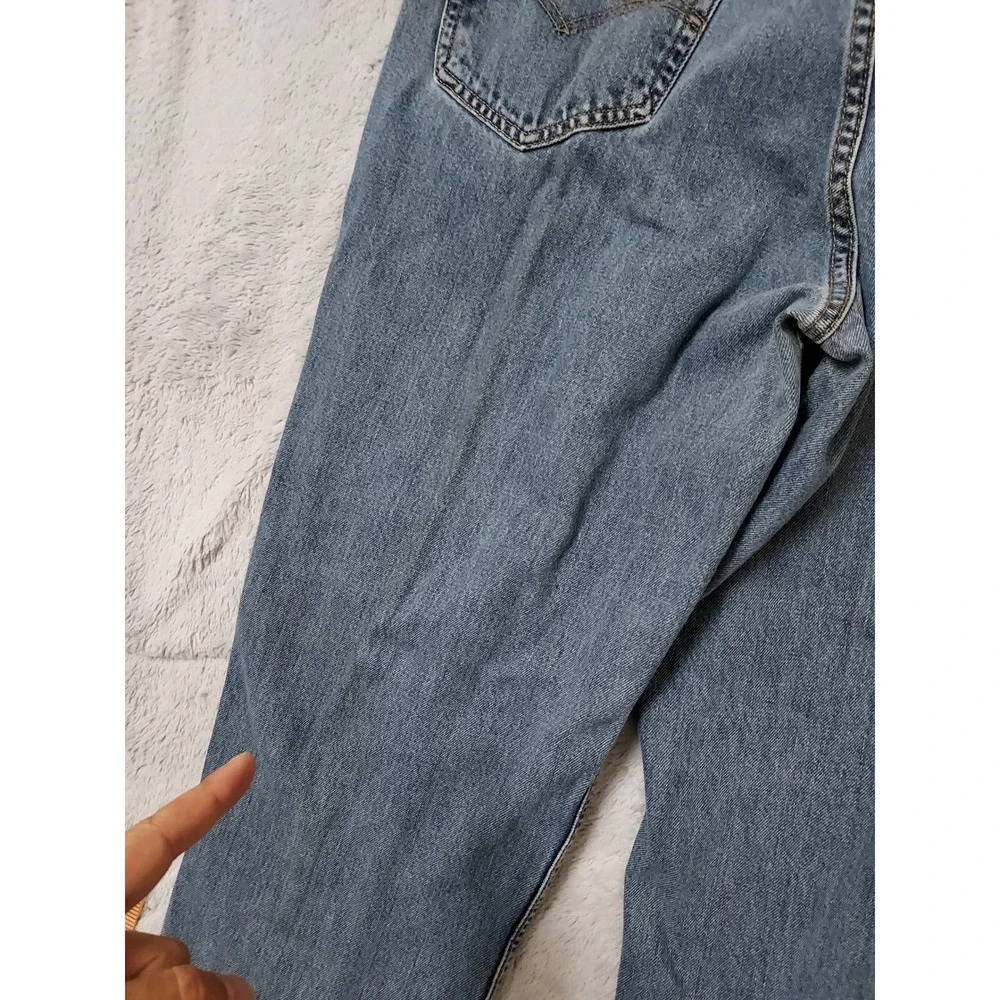 Levis item fair